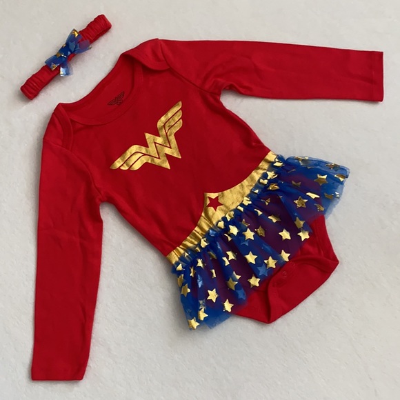{NWT} Wonder Woman | Baby Costume Onesie Attached Skirt Headband Set (24M) - Picture 1 of 16